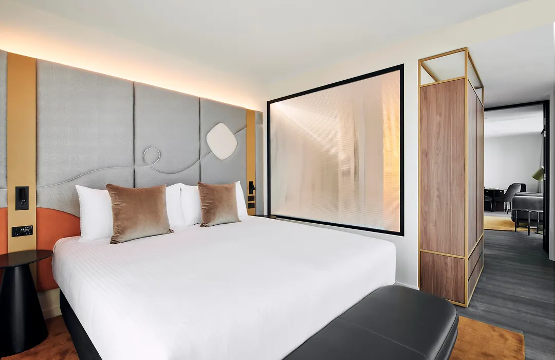 Quincy Hotel Melbourne-1